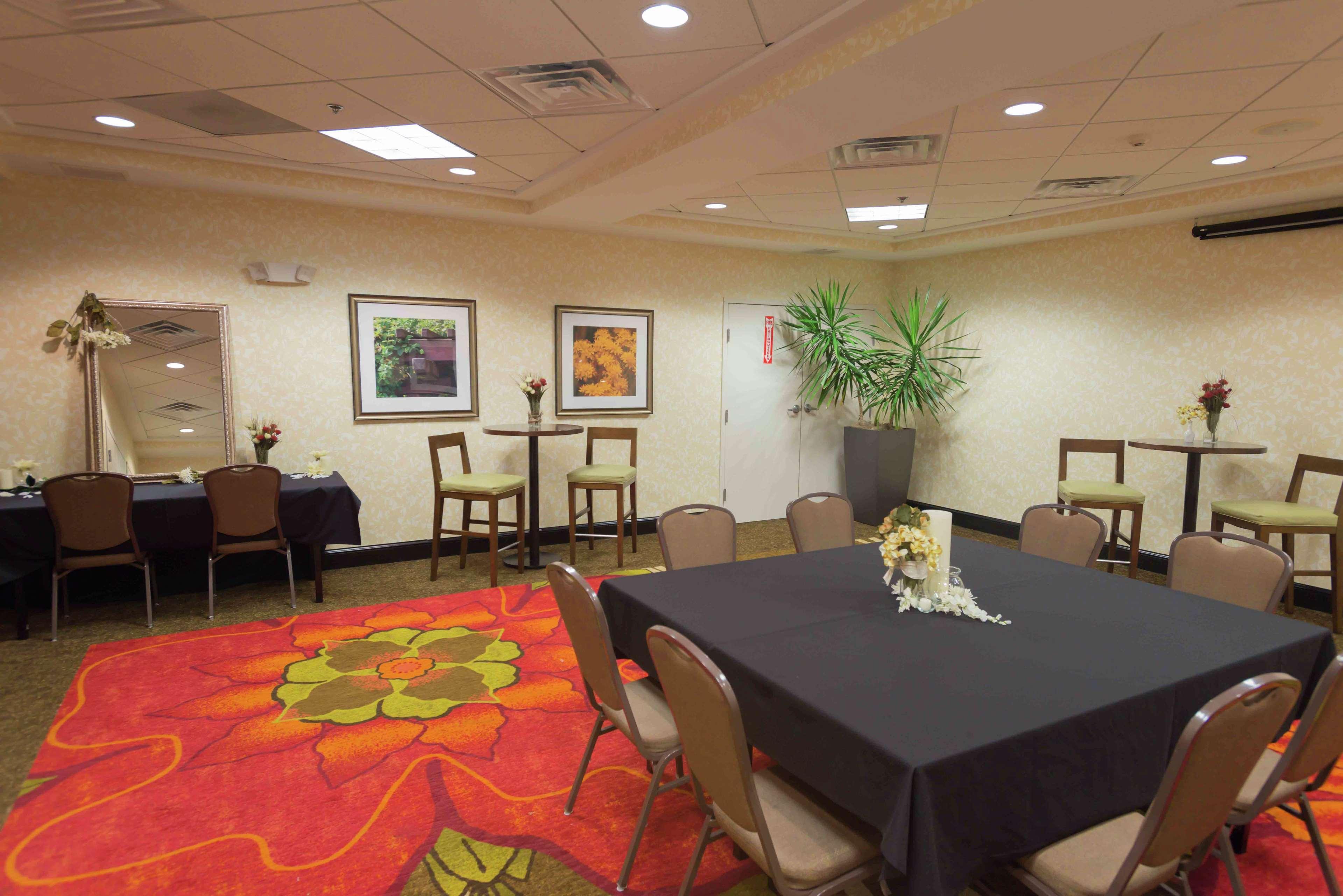 Hilton Garden Inn Merrillville Εξωτερικό φωτογραφία